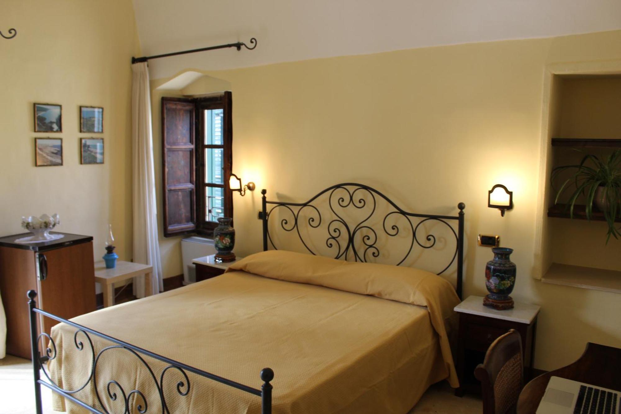 Palazzo Senape De Pace Panzió Gallipoli Kültér fotó